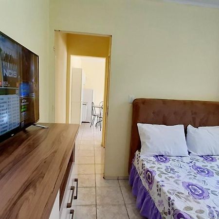 Hospedagensjaguariaiva Apartment Bagian luar foto
