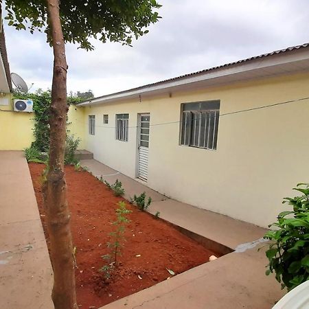 Hospedagensjaguariaiva Apartment Bagian luar foto