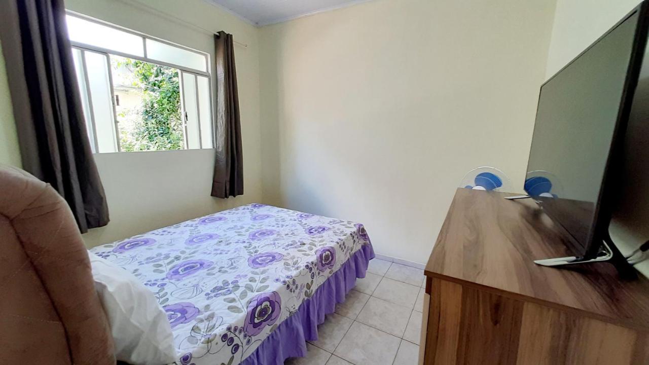 Hospedagensjaguariaiva Apartment Bagian luar foto