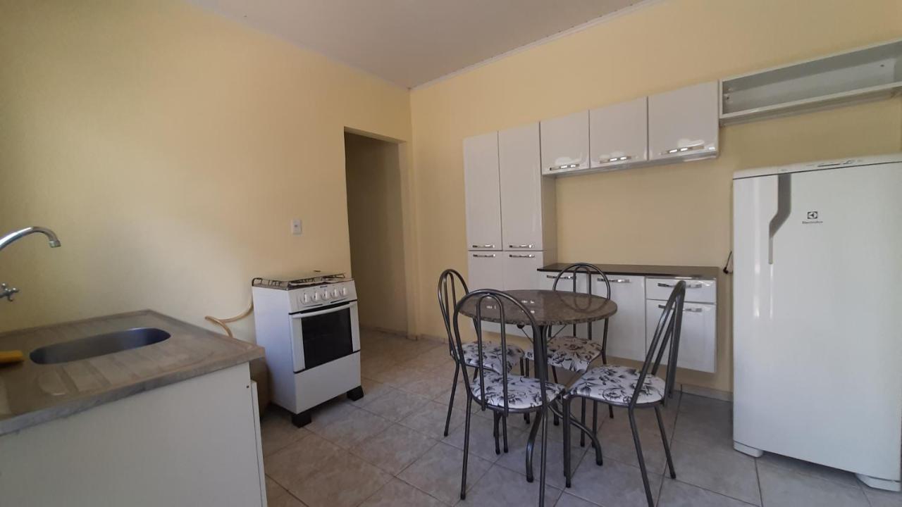 Hospedagensjaguariaiva Apartment Bagian luar foto